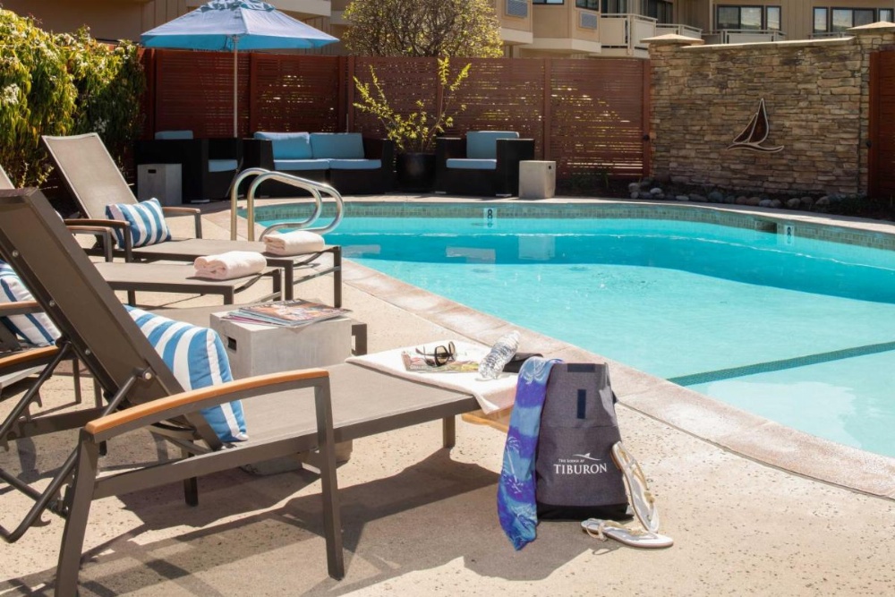 The Lodge At Tiburon Image 34